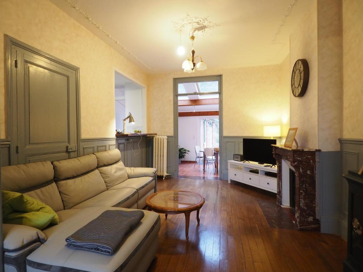 拉昂Elegant Bourgeoise Style House With Garden别墅 外观 照片